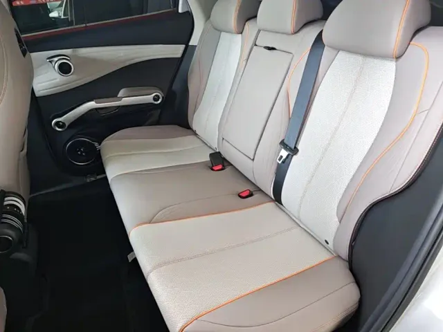 BYD Yuan PLUS — Фото автомобиля 16