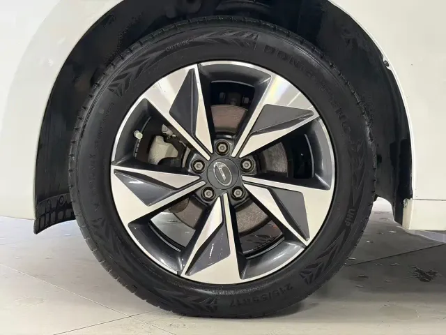 GAC Trumpchi M6 — Фото автомобиля 16