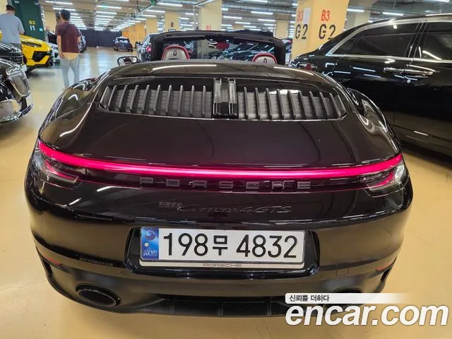 Porsche 911 — Фото автомобиля 15