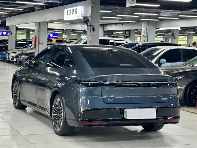 Nissan N7 — Фото автомобиля 13