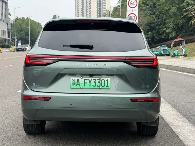 Aito M7 — Фото автомобиля 16