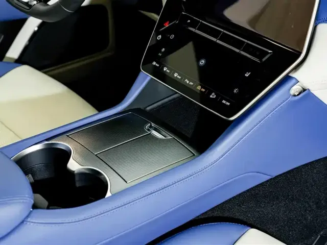 Maserati Grecale — Фото автомобиля 18