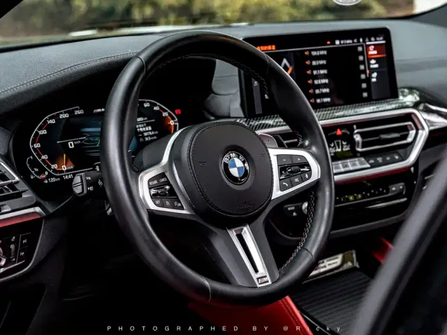 BMW BMW X4 M40i 2022 M40i — Фото автомобиля 4