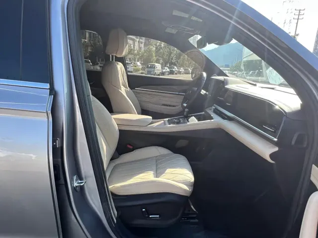 Geely Xingyue L — Фото автомобиля 19
