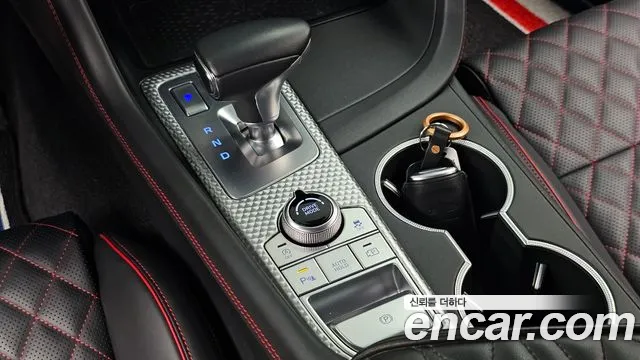 Genesis G70 Новый G70 Бензин 3.3T 4WD — Фото автомобиля 9