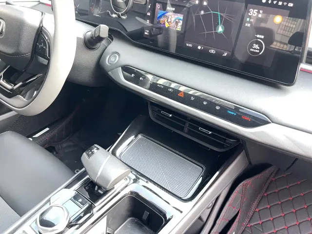 Changan Raeton Plus — Фото автомобиля 25