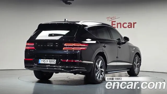 Genesis GV80 — Фото автомобиля 2