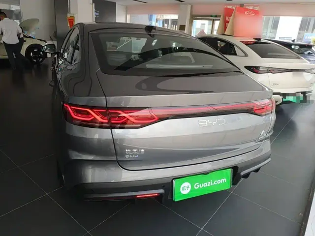 BYD Qin L — Фото автомобиля 3