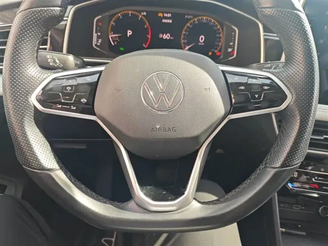 Volkswagen Tiguan L — Фото автомобиля 6