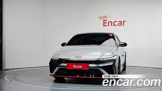 Hyundai AVANTE — Фото автомобиля 2