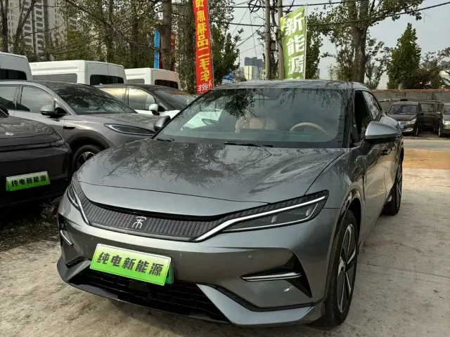 BYD Song L EV — Фото автомобиля 3
