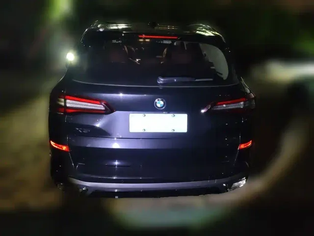 BMW X5 — Фото автомобиля 5
