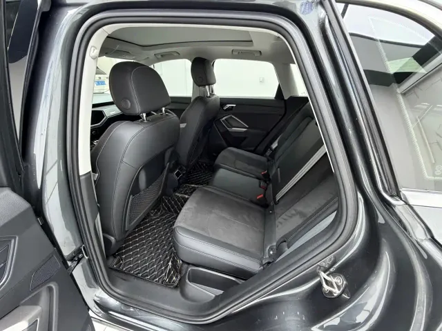 Audi Q3 — Фото автомобиля 15