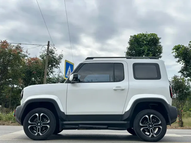 Baojun Yep — Фото автомобиля 4