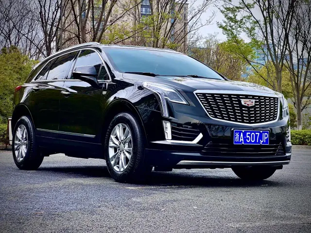 Cadillac XT5 — Фото автомобиля 3