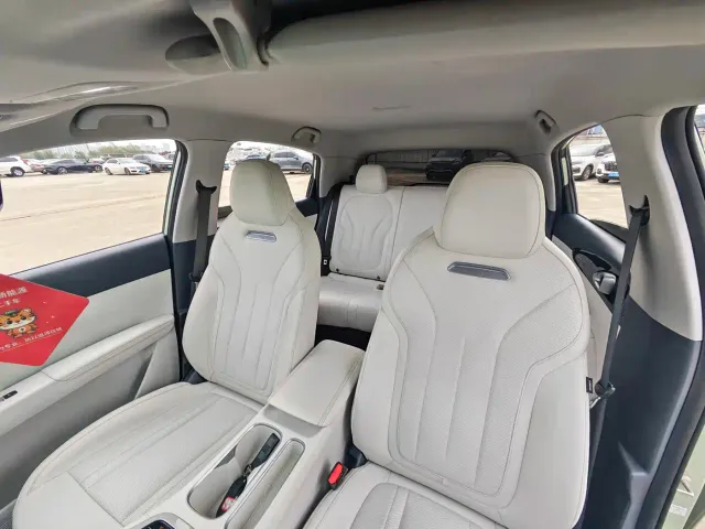 Geely Starry Wish — Фото автомобиля 16