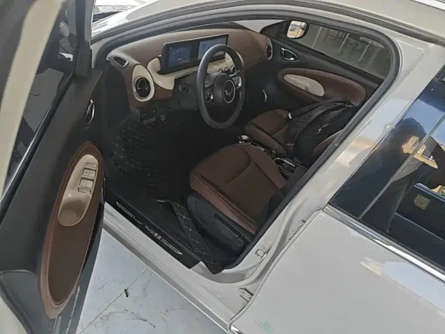 Wuling Bingo — Фото автомобиля 15