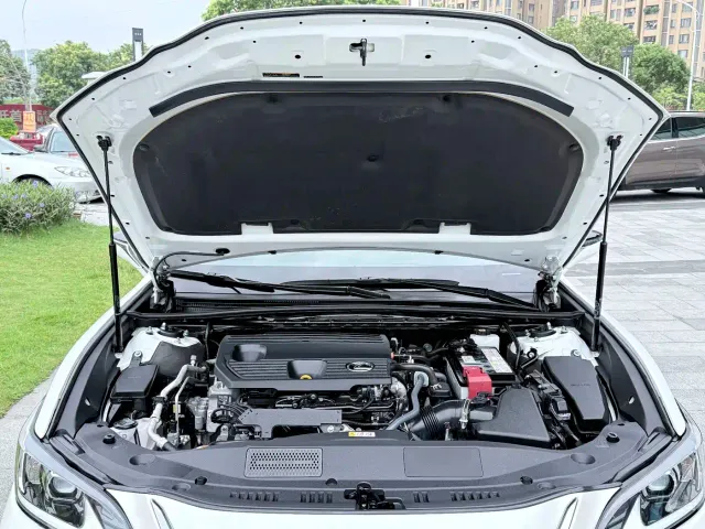 Lexus ES — Фото автомобиля 20