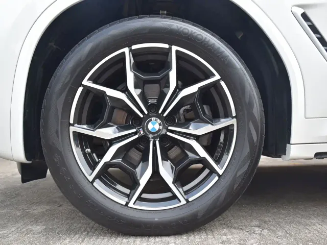 BMW X3 — Фото автомобиля 14