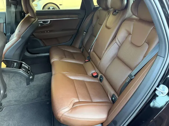 Volvo S90 — Фото автомобиля 18