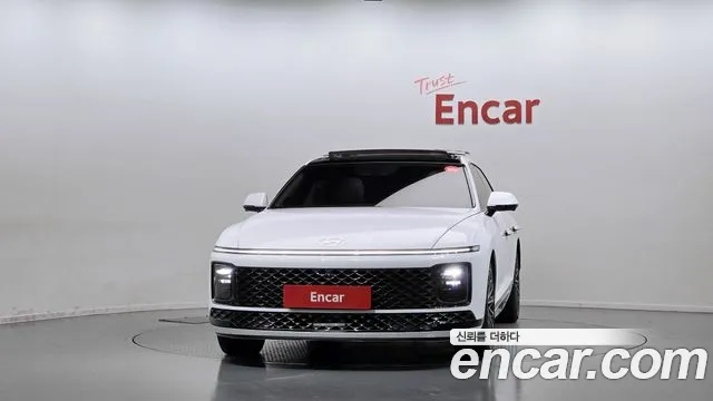 Hyundai Grandeur GN7 — Фото автомобиля 3