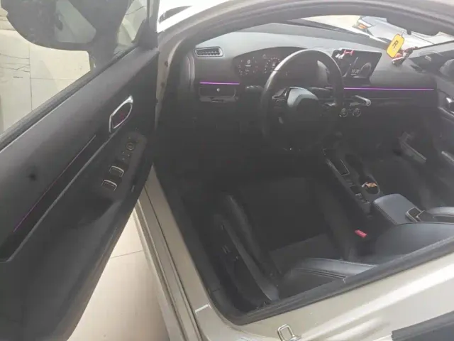 Honda Civic — Фото автомобиля 15