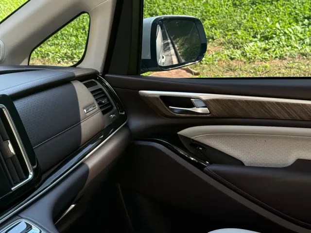 GAC Trumpchi M8 — Фото автомобиля 9