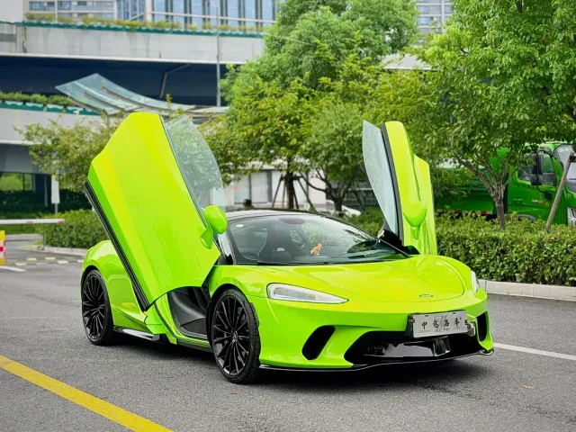 McLaren GT — Фото автомобиля 3