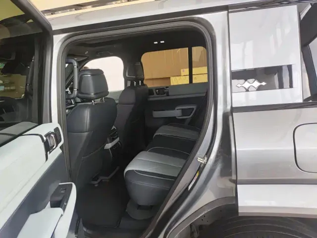 BYD FangChengBao Leopard 5 — Фото автомобиля 6