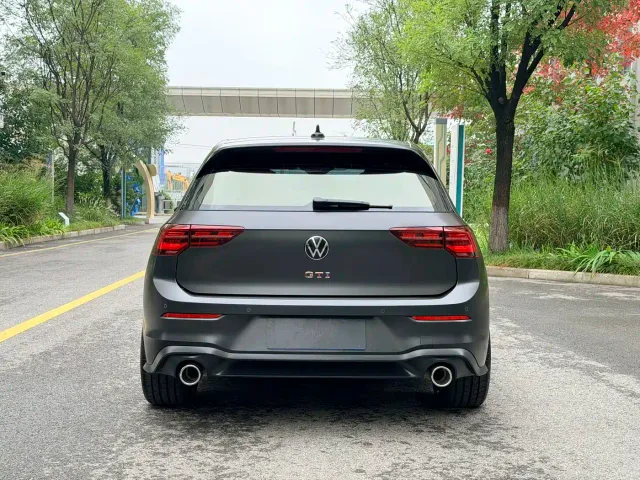 Volkswagen Golf GTI — Фото автомобиля 8