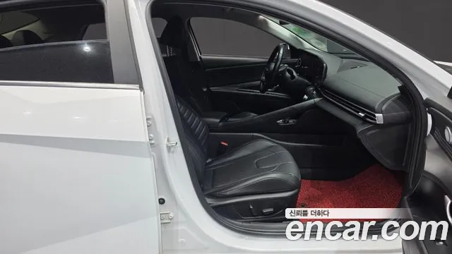 Hyundai Avante CN7 — Фото автомобиля 11