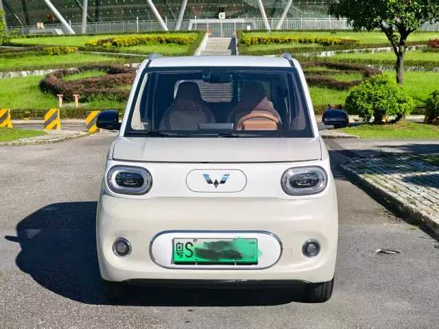 Wuling Hongguang Mini EV — Фото автомобиля 4