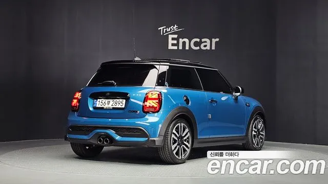 Mini Cooper — Фото автомобиля 2