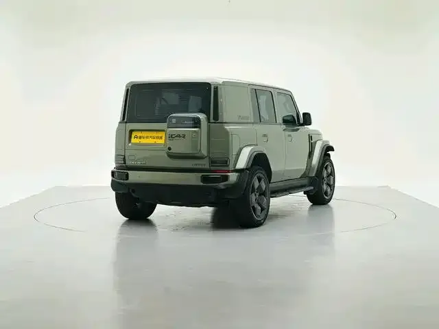 iCAR V23 — Фото автомобиля 6