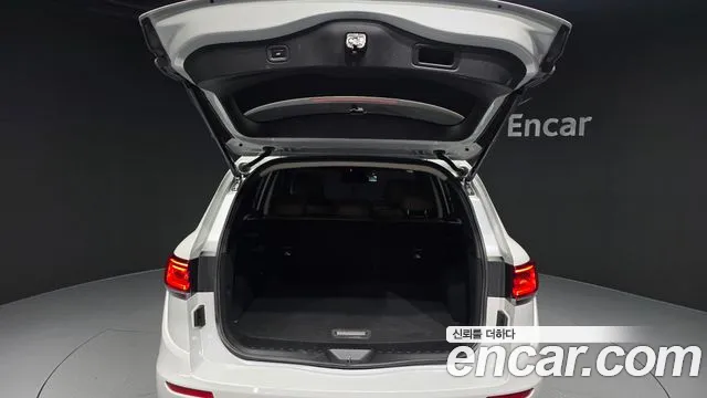 Renault Korea QM6 New — Фото автомобиля 26