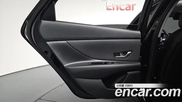 Hyundai AVANTE Avante (CN7) — Фото автомобиля 5