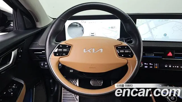 Kia EV6 — Фото автомобиля 24