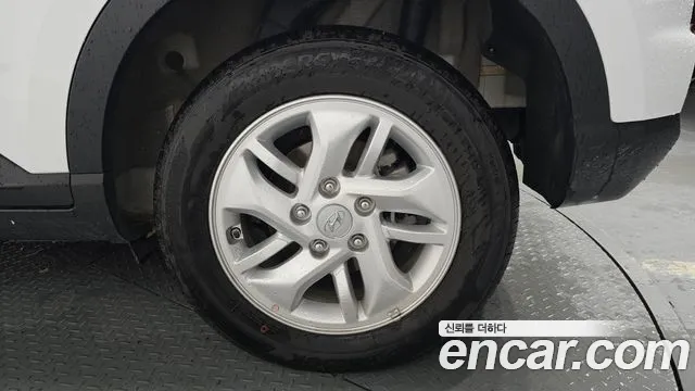 Hyundai Venue Venue 1.6 Premium — Фото автомобиля 21
