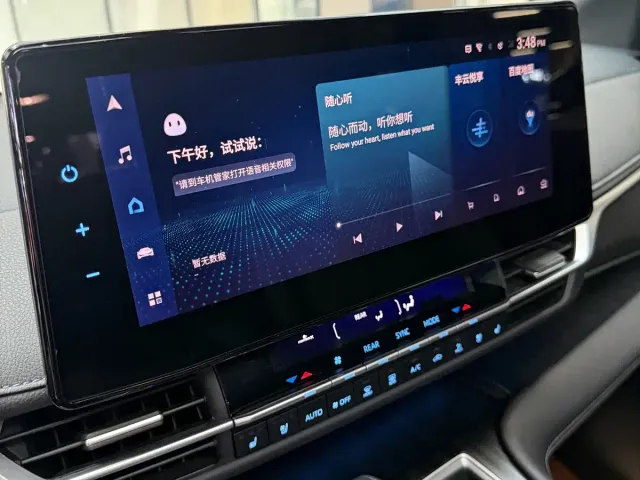 Toyota Sienna — Фото автомобиля 9