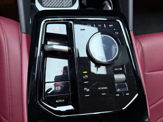 BMW 5 Series — Фото автомобиля 10
