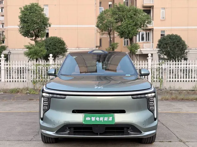 IM Motors LS8 — Фото автомобиля 2