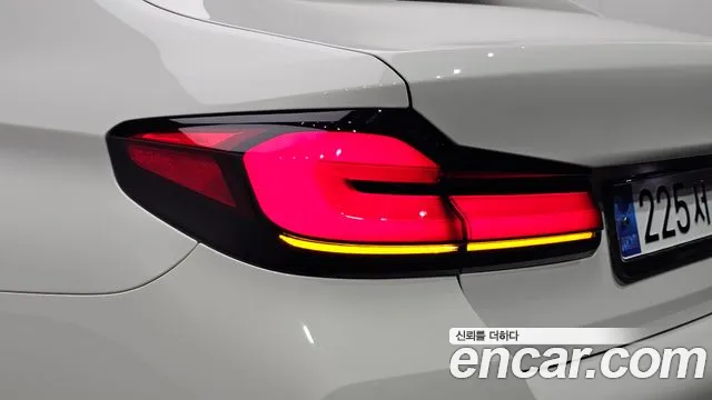 BMW 5 Series G30 — Фото автомобиля 7