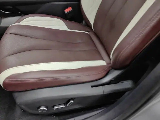 Geely Xingyue L — Фото автомобиля 20