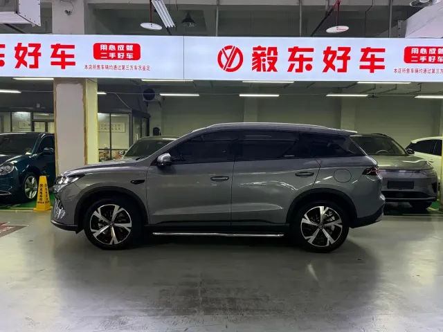 BYD Song Pro — Фото автомобиля 3