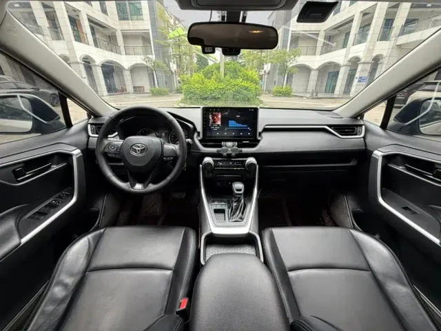 Toyota Wildlander — Фото автомобиля 6