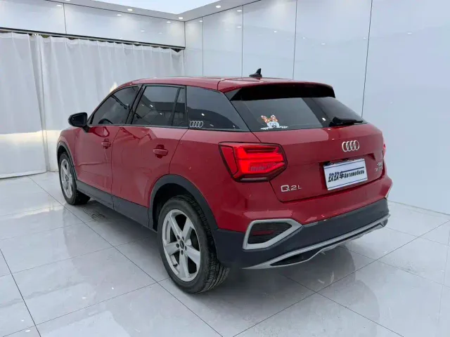 Audi Q2L — Фото автомобиля 6