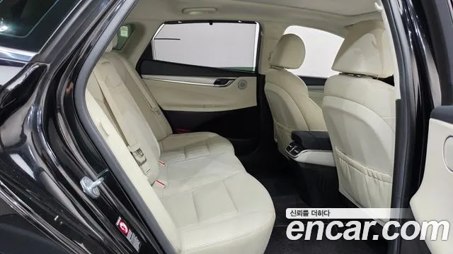 Hyundai Grandeur Grandeur (New) Hybrid — Фото автомобиля 12