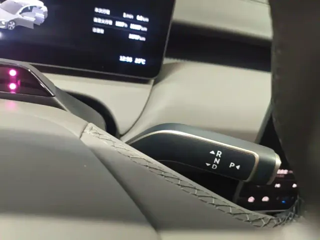 Nio ET5 Touring — Фото автомобиля 13