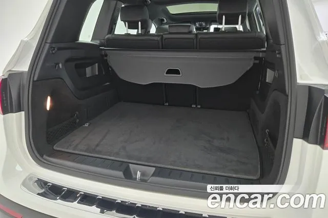Mercedes-Benz EQB — Фото автомобиля 11