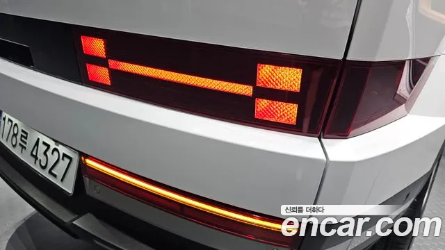 Hyundai Santafe — Фото автомобиля 23